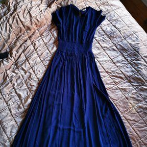 WILFRED maxi dress in Navy SMALL ~ Aritzia maxi dress with slit ~ like new